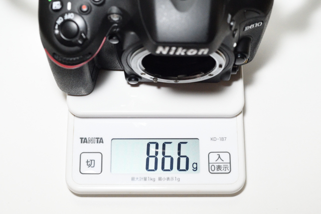 Nikon D610の重さ